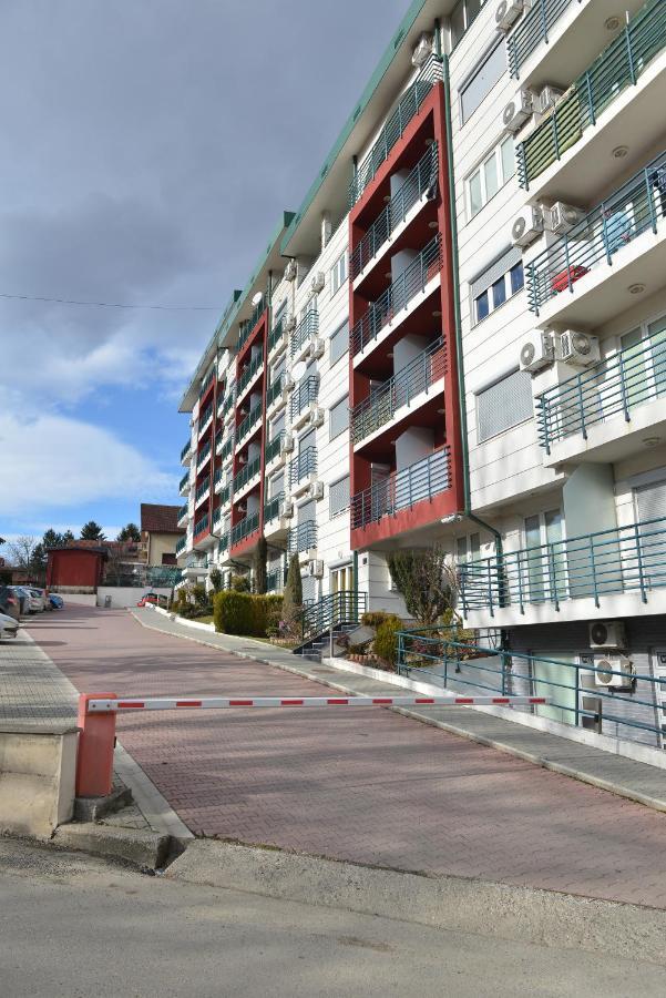 Studio Apartman Zvezdana Noc Vrnjacka Banja Ngoại thất bức ảnh