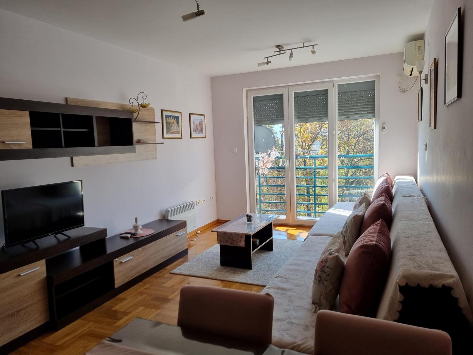 Studio Apartman Zvezdana Noc Vrnjacka Banja Ngoại thất bức ảnh